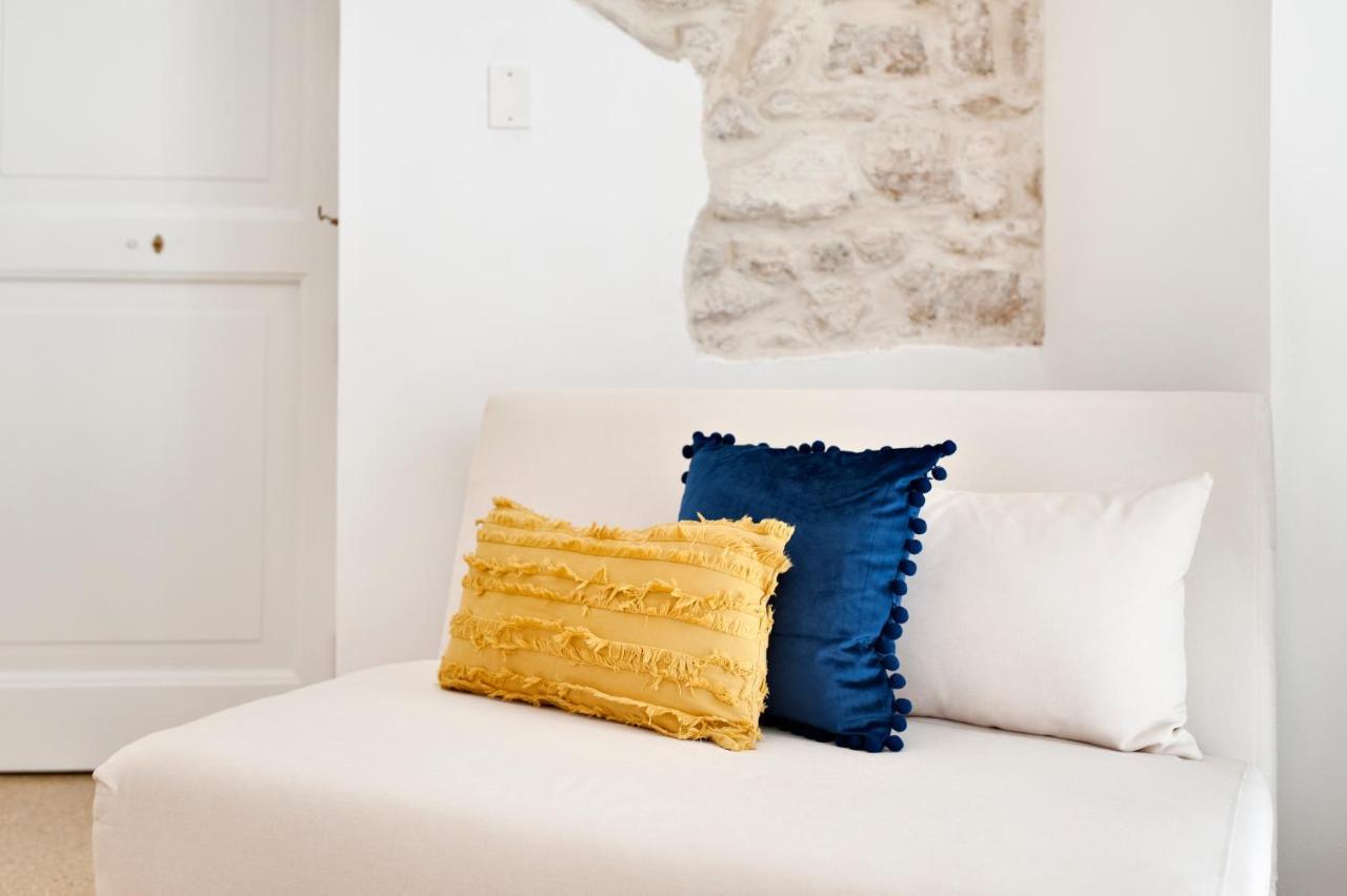 Blue Loft - Old Town Apartment Sit Лечче Экстерьер фото