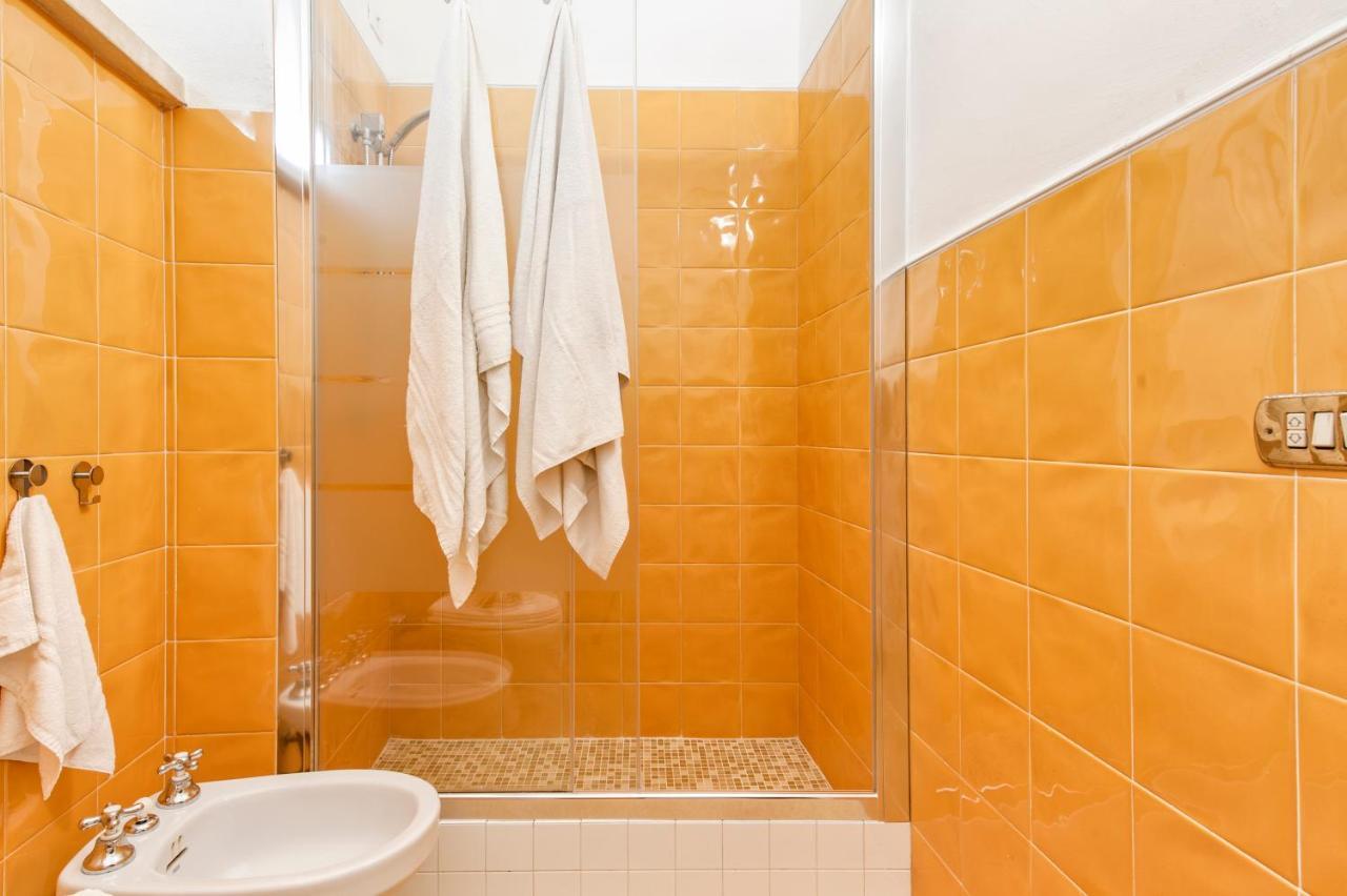 Blue Loft - Old Town Apartment Sit Лечче Экстерьер фото