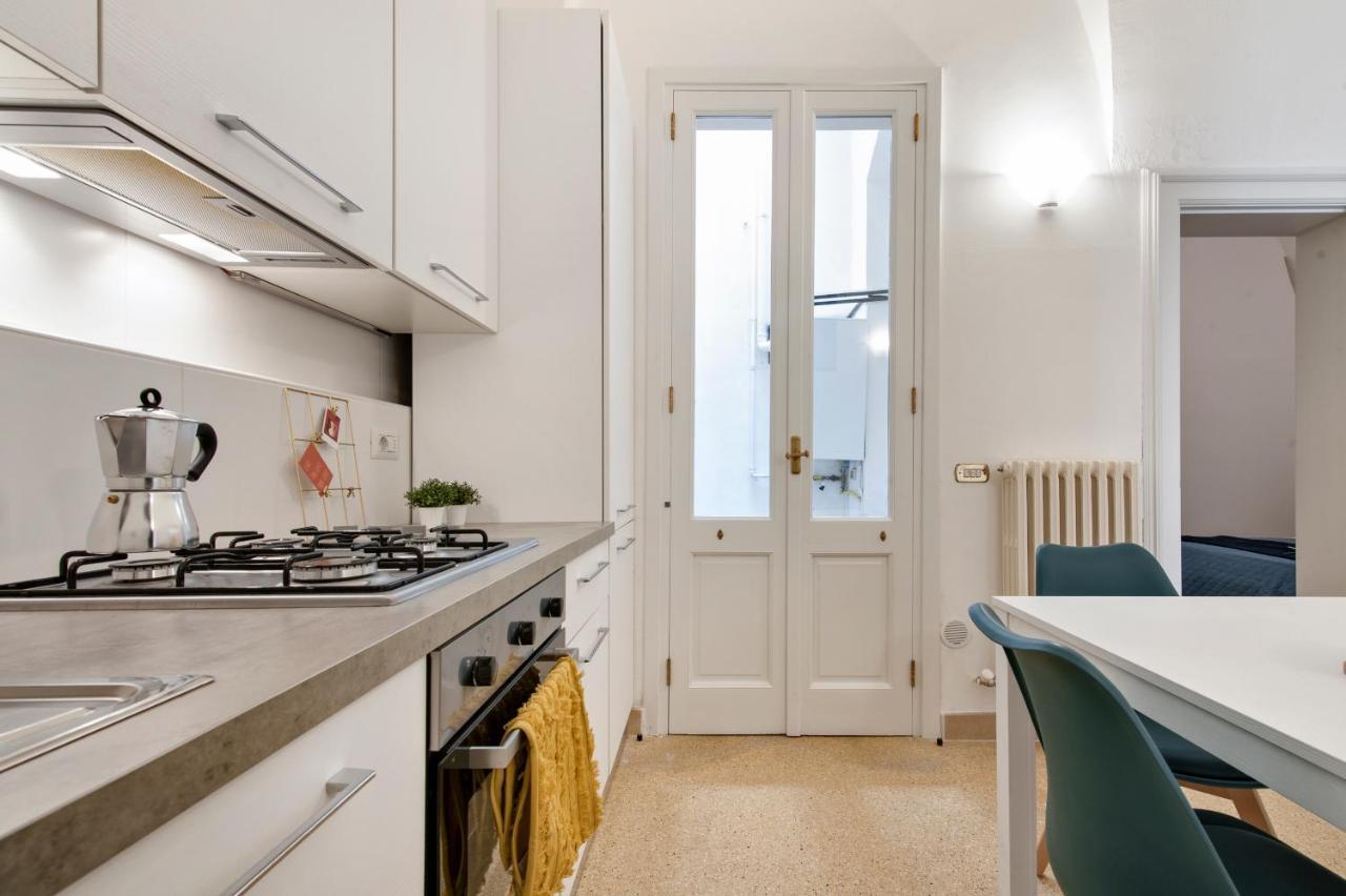 Blue Loft - Old Town Apartment Sit Лечче Экстерьер фото