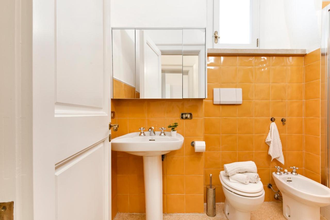 Blue Loft - Old Town Apartment Sit Лечче Экстерьер фото